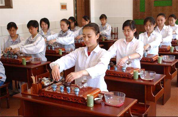 Ů���ӌW����ˇ���������Լ����w��