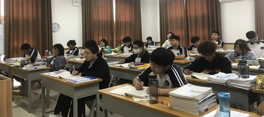 ��h����x��߿�ȫ�а�